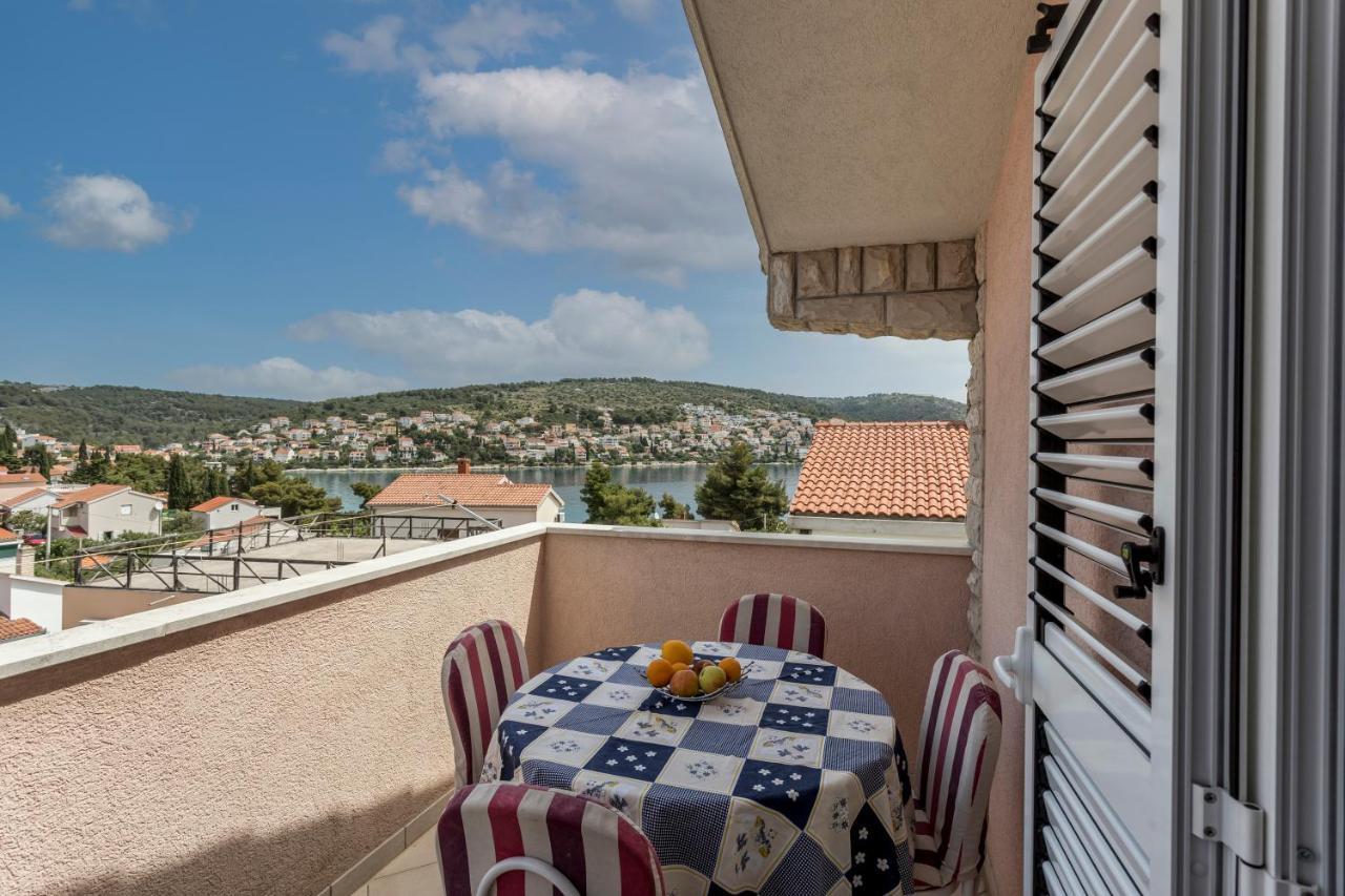 Apartmani Prkacin Trogir Extérieur photo