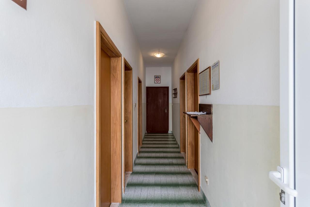 Apartmani Prkacin Trogir Extérieur photo