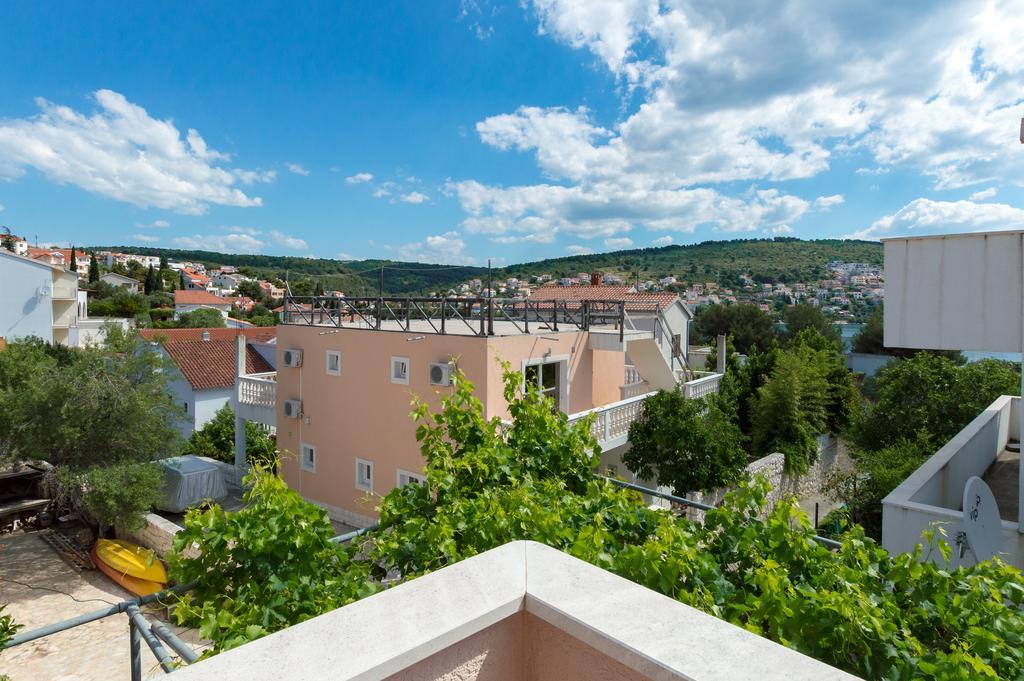 Apartmani Prkacin Trogir Extérieur photo