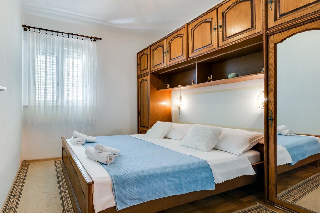 Apartmani Prkacin Trogir Extérieur photo