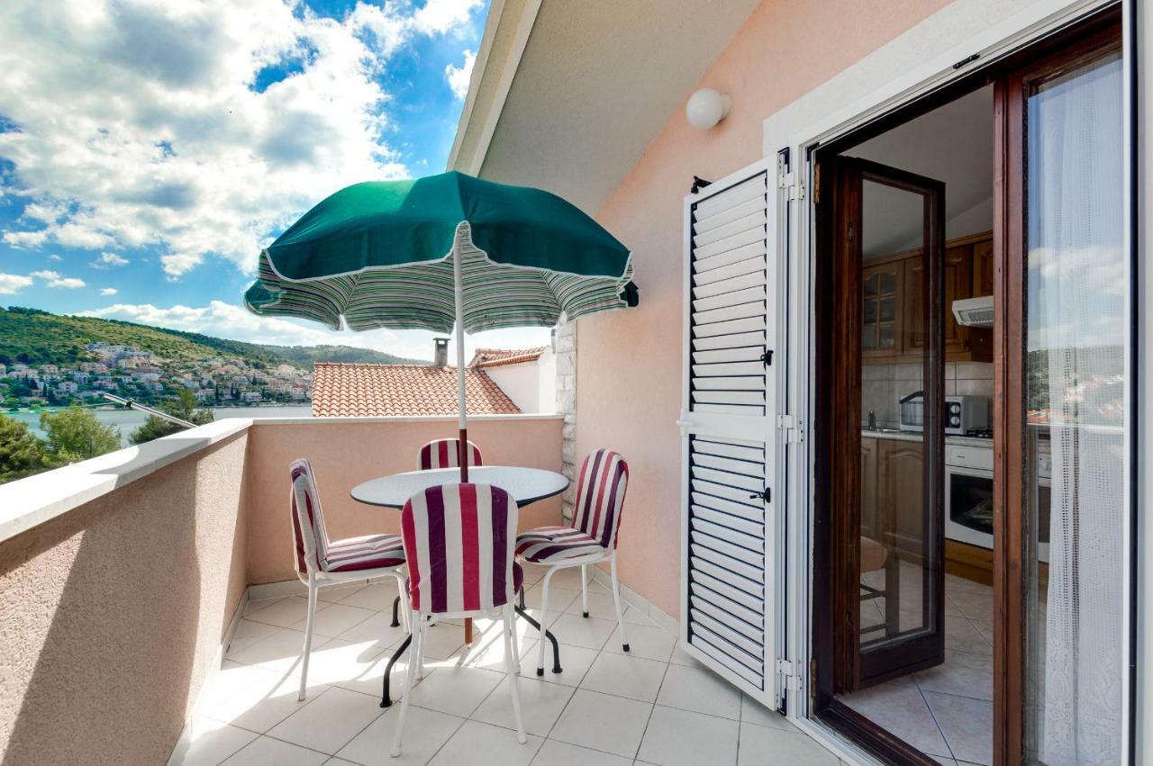 Apartmani Prkacin Trogir Extérieur photo